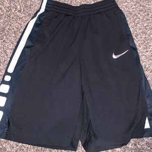 XL Kids(small) Nike Elite Basketball Shorts